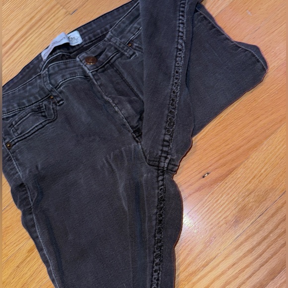Abercrombie & Fitch Women’s US 6 Black Mid-Waisted Super Skinny Jeans - Picture 10 of 10